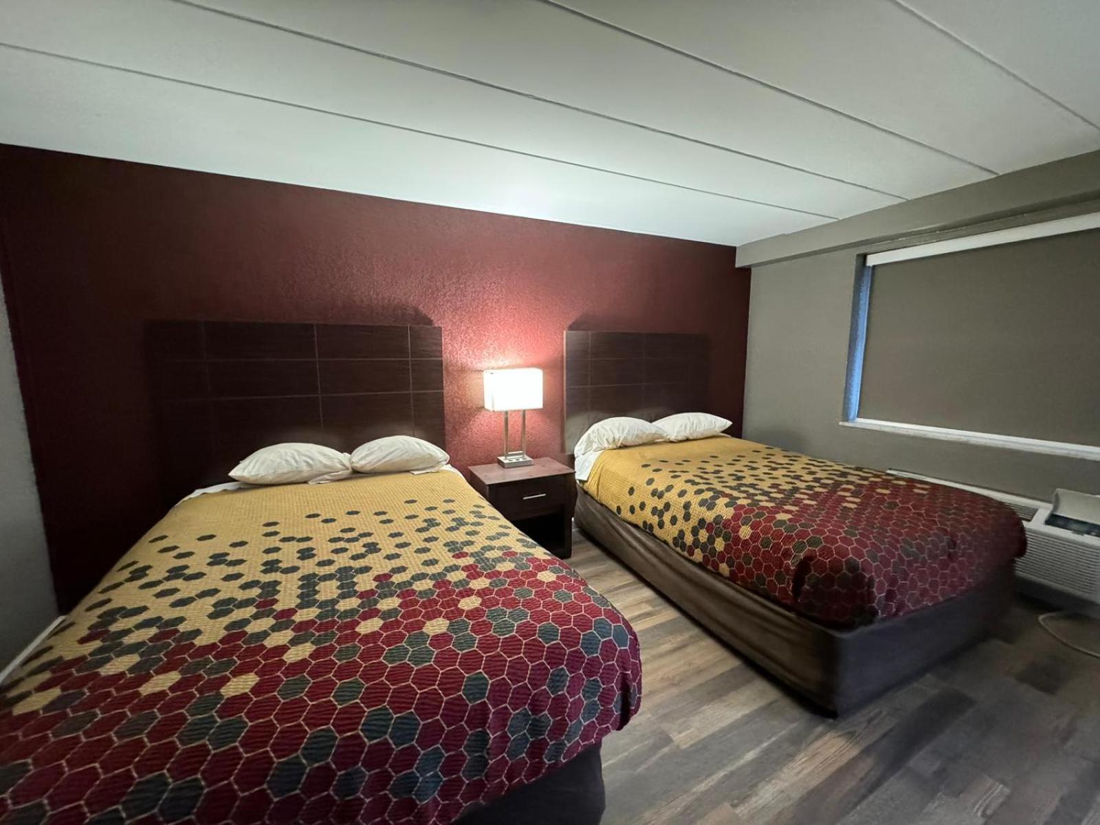 Hotel Residency & Waynesburg